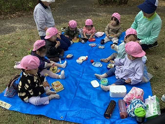 １歳遠足紫金山公園